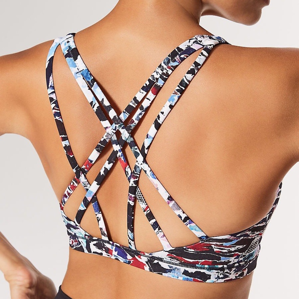 lululemon free to be serene bra